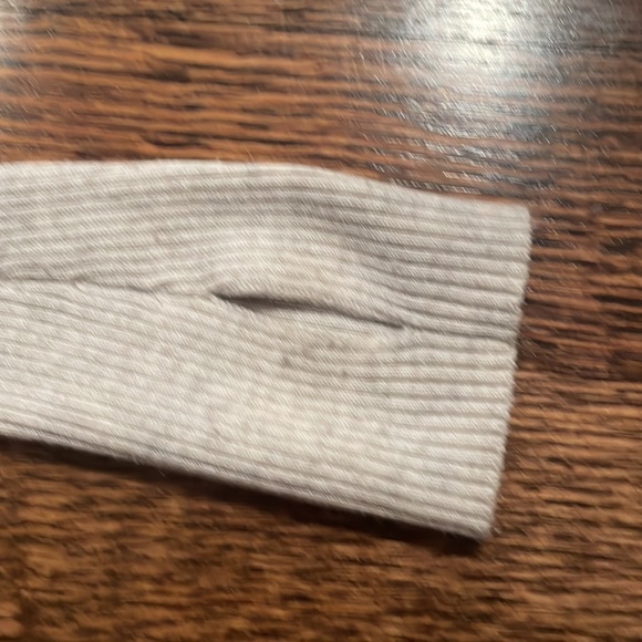 Lululemon women’s size 4 light grey cardigan shawl - Picture 8 of 8